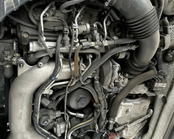 Сірий Ауді А4, об'ємом двигуна 2.7 л та пробігом 265 тис. км за 9249 $, фото 22 на Automoto.ua