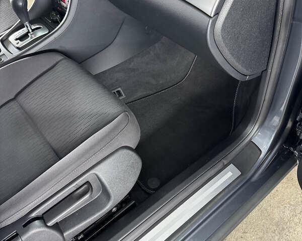 Серый Ауди А4, объемом двигателя 2 л и пробегом 215 тыс. км за 7800 $, фото 28 на Automoto.ua