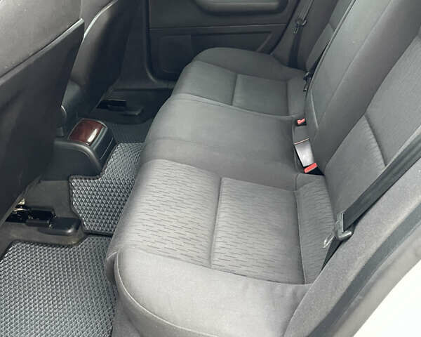 Серый Ауди А4, объемом двигателя 1.97 л и пробегом 242 тыс. км за 5500 $, фото 43 на Automoto.ua