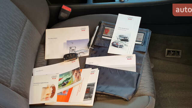 Сірий Ауді А4, об'ємом двигуна 1.6 л та пробігом 166 тис. км за 7100 $, фото 27 на Automoto.ua