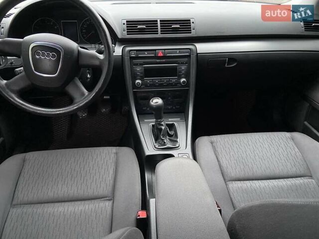 Серый Ауди А4, объемом двигателя 1.6 л и пробегом 208 тыс. км за 7000 $, фото 14 на Automoto.ua