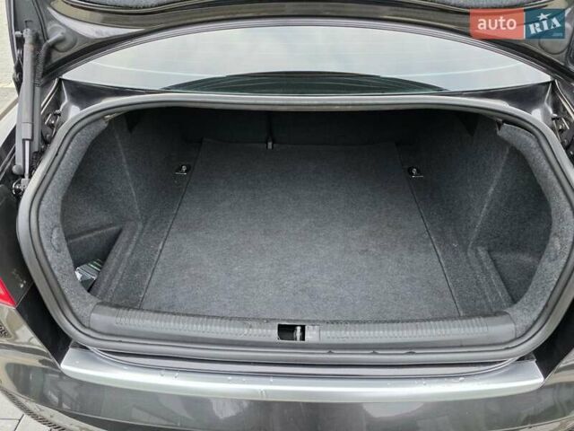 Сірий Ауді А4, об'ємом двигуна 1.6 л та пробігом 207 тис. км за 6500 $, фото 27 на Automoto.ua