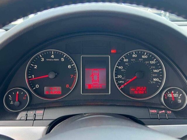Ауди А4 2007 в Ивано-Франковске на Automoto.ua Серый Ауди А4, объемом двигателя 2 л и пробегом 250 тыс. км за 7300 $, фото 10 на Automoto.ua