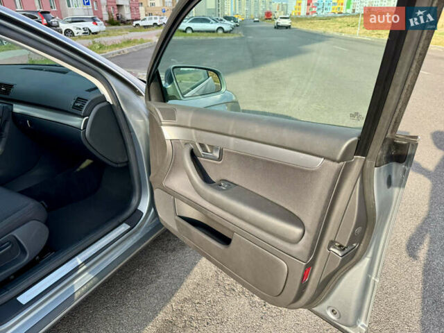 Сірий Ауді А4, об'ємом двигуна 0 л та пробігом 212 тис. км за 8799 $, фото 68 на Automoto.ua