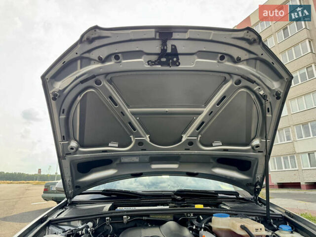 Сірий Ауді А4, об'ємом двигуна 0 л та пробігом 212 тис. км за 8799 $, фото 72 на Automoto.ua