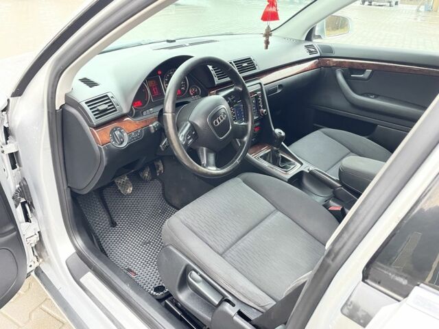 Серый Ауди А4, объемом двигателя 2 л и пробегом 242 тыс. км за 5500 $, фото 9 на Automoto.ua