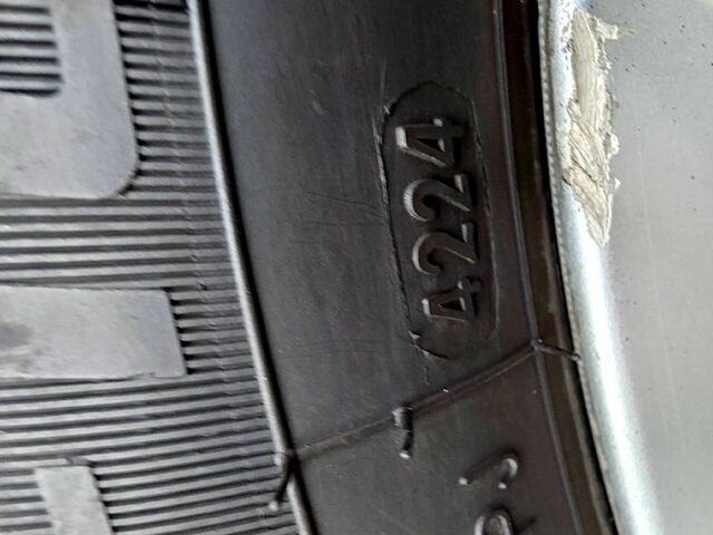 Серый Ауди А4, объемом двигателя 1.6 л и пробегом 207 тыс. км за 6500 $, фото 5 на Automoto.ua