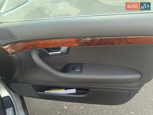 Сірий Ауді А4, об'ємом двигуна 1.8 л та пробігом 160 тис. км за 6500 $, фото 7 на Automoto.ua