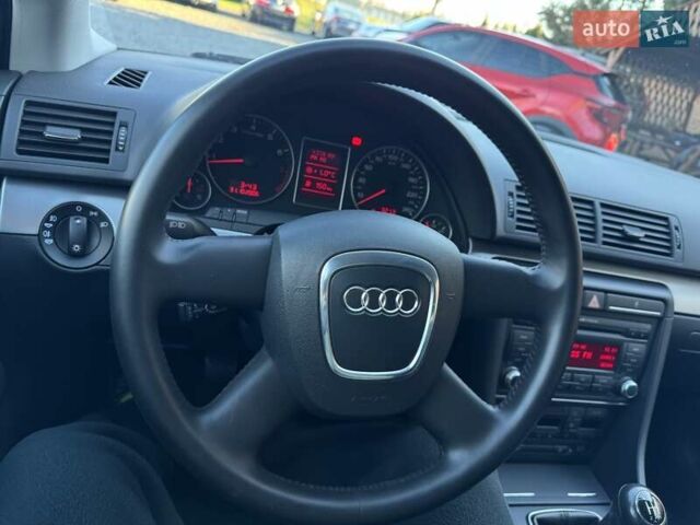 Серый Ауди А4, объемом двигателя 1.6 л и пробегом 167 тыс. км за 6950 $, фото 27 на Automoto.ua