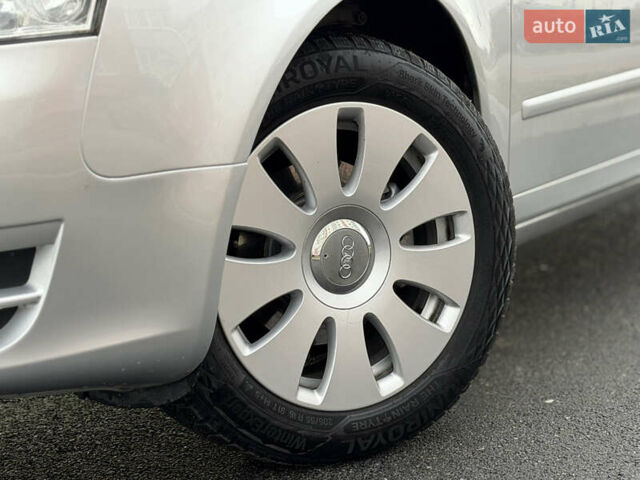 Сірий Ауді А4, об'ємом двигуна 1.6 л та пробігом 176 тис. км за 7999 $, фото 3 на Automoto.ua