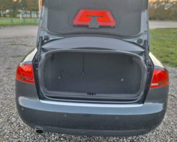 Серый Ауди А4, объемом двигателя 1.6 л и пробегом 184 тыс. км за 7500 $, фото 8 на Automoto.ua