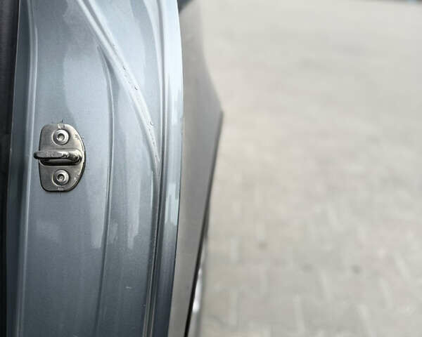 Сірий Ауді А4, об'ємом двигуна 1.6 л та пробігом 193 тис. км за 6500 $, фото 62 на Automoto.ua