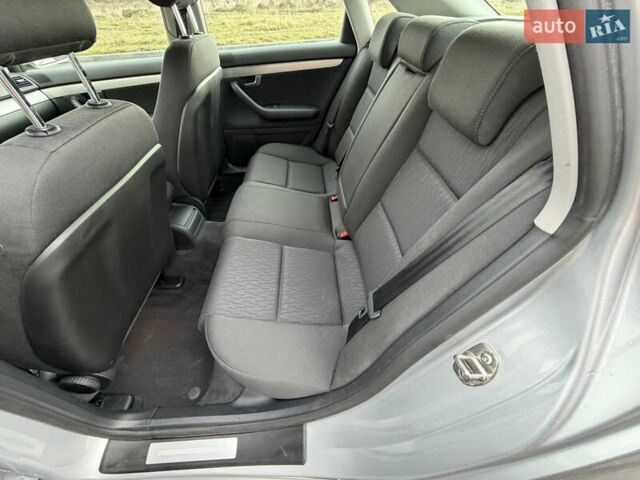 Сірий Ауді А4, об'ємом двигуна 1.6 л та пробігом 176 тис. км за 7999 $, фото 58 на Automoto.ua