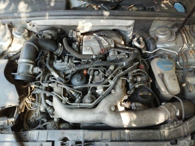 Серый Ауди А4, объемом двигателя 2.7 л и пробегом 340 тыс. км за 2800 $, фото 5 на Automoto.ua