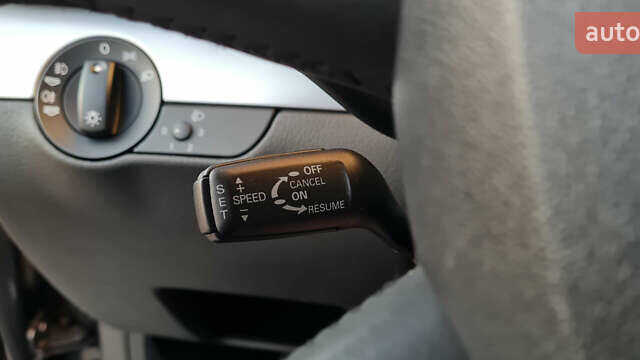 Сірий Ауді А4, об'ємом двигуна 1.6 л та пробігом 166 тис. км за 7100 $, фото 20 на Automoto.ua