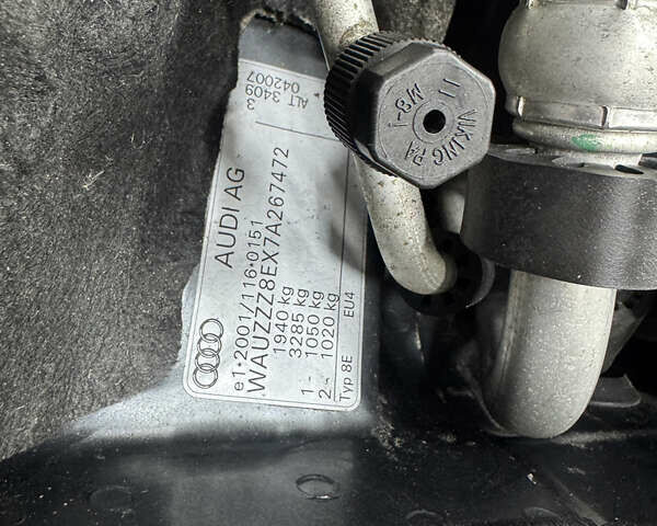 Серый Ауди А4, объемом двигателя 2 л и пробегом 215 тыс. км за 7800 $, фото 48 на Automoto.ua