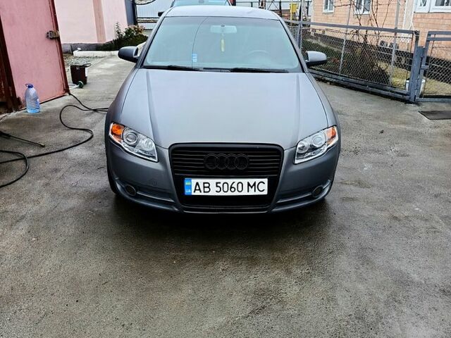 Серый Ауди А4, объемом двигателя 2 л и пробегом 300 тыс. км за 6700 $, фото 2 на Automoto.ua