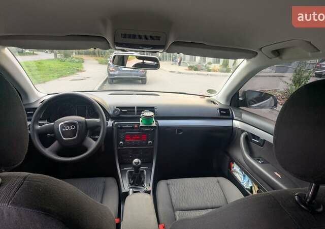 Сірий Ауді А4, об'ємом двигуна 1.6 л та пробігом 200 тис. км за 6500 $, фото 12 на Automoto.ua