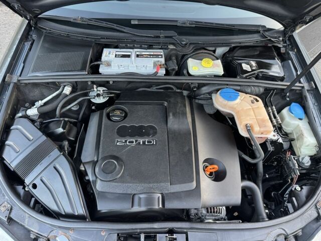 Серый Ауди А4, объемом двигателя 2 л и пробегом 250 тыс. км за 3650 $, фото 22 на Automoto.ua