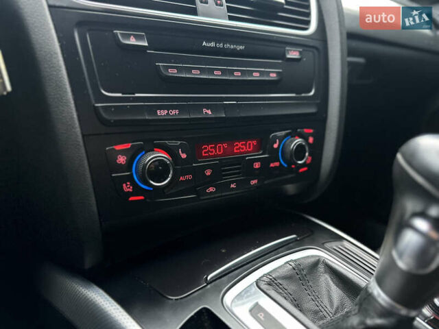 Сірий Ауді А4, об'ємом двигуна 2.7 л та пробігом 265 тис. км за 9000 $, фото 15 на Automoto.ua