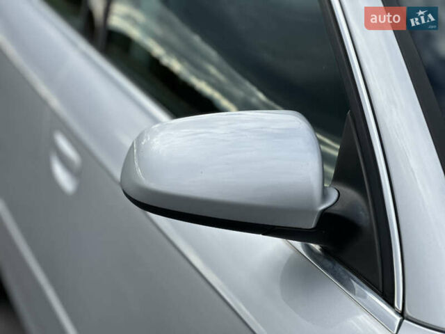 Серый Ауди А4, объемом двигателя 1.6 л и пробегом 171 тыс. км за 8599 $, фото 7 на Automoto.ua