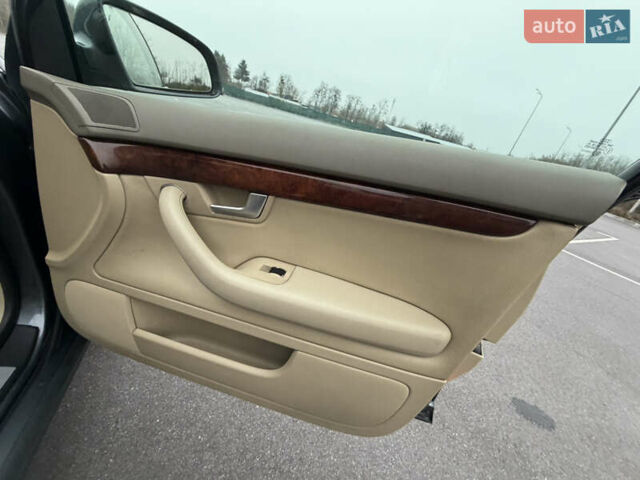 Сірий Ауді А4, об'ємом двигуна 1.8 л та пробігом 193 тис. км за 8999 $, фото 35 на Automoto.ua