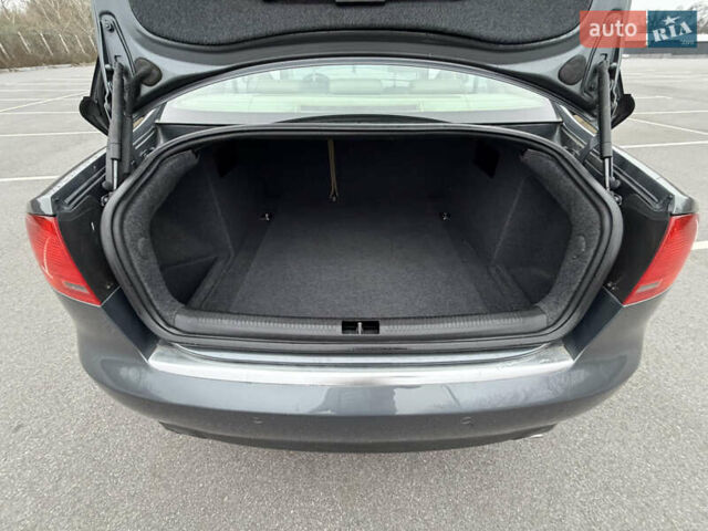 Сірий Ауді А4, об'ємом двигуна 1.8 л та пробігом 193 тис. км за 8999 $, фото 23 на Automoto.ua