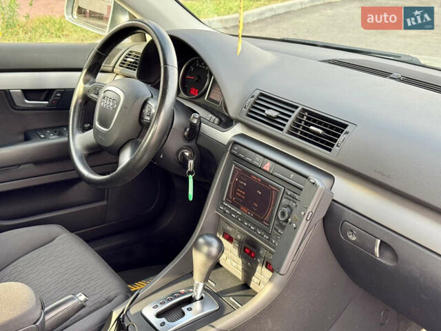 Сірий Ауді А4, об'ємом двигуна 0 л та пробігом 212 тис. км за 8799 $, фото 70 на Automoto.ua