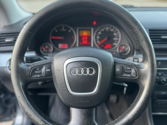 Серый Ауди А4, объемом двигателя 2 л и пробегом 250 тыс. км за 3650 $, фото 12 на Automoto.ua