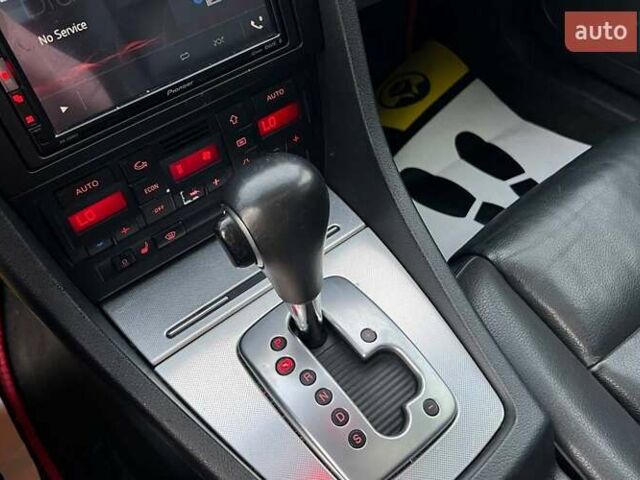 Сірий Ауді А4, об'ємом двигуна 1.98 л та пробігом 250 тис. км за 7800 $, фото 15 на Automoto.ua