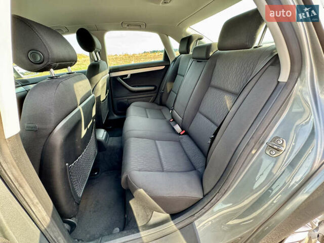 Сірий Ауді А4, об'ємом двигуна 0 л та пробігом 212 тис. км за 8799 $, фото 61 на Automoto.ua