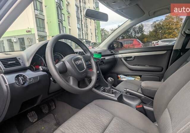 Сірий Ауді А4, об'ємом двигуна 1.6 л та пробігом 200 тис. км за 6500 $, фото 16 на Automoto.ua