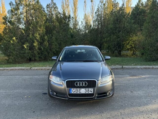 Серый Ауди А4, объемом двигателя 2 л и пробегом 250 тыс. км за 3650 $, фото 1 на Automoto.ua
