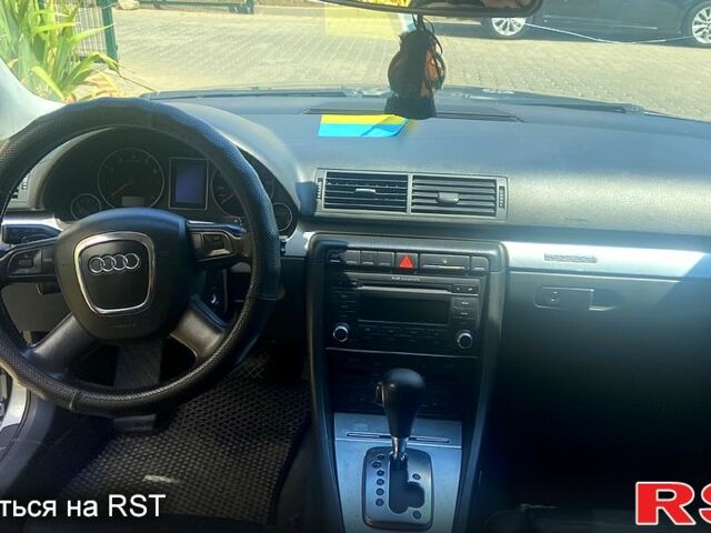 Серый Ауди А4, объемом двигателя 2 л и пробегом 305 тыс. км за 6300 $, фото 3 на Automoto.ua