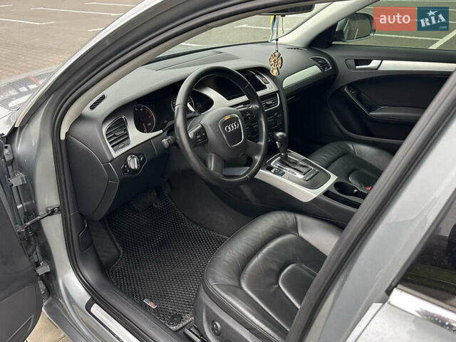Сірий Ауді А4, об'ємом двигуна 1.8 л та пробігом 193 тис. км за 10000 $, фото 20 на Automoto.ua