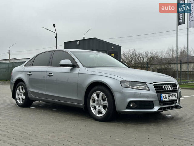 Сірий Ауді А4, об'ємом двигуна 1.8 л та пробігом 193 тис. км за 10000 $, фото 5 на Automoto.ua
