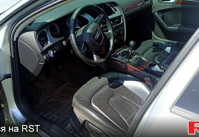 Серый Ауди А4, объемом двигателя 2 л и пробегом 0 тыс. км за 8000 $, фото 2 на Automoto.ua