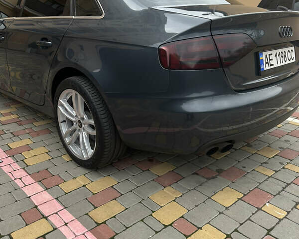 Сірий Ауді А4, об'ємом двигуна 2 л та пробігом 221 тис. км за 7200 $, фото 9 на Automoto.ua