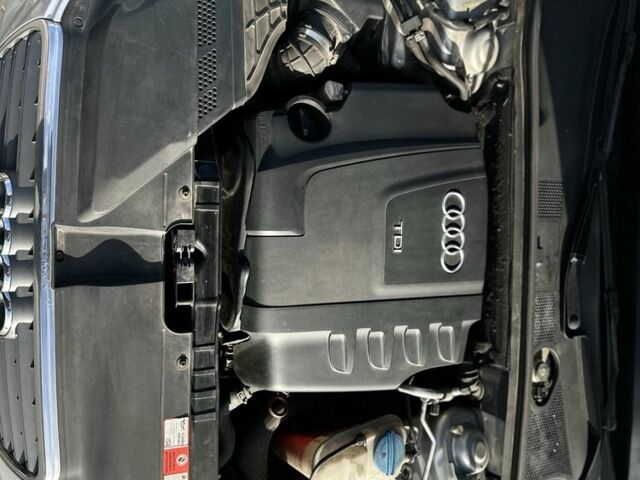 Серый Ауди А4, объемом двигателя 2 л и пробегом 290 тыс. км за 8999 $, фото 12 на Automoto.ua