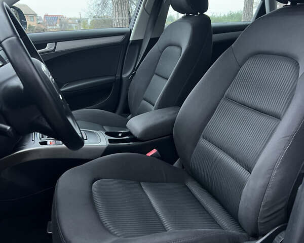 Серый Ауди А4, объемом двигателя 1.8 л и пробегом 210 тыс. км за 8900 $, фото 52 на Automoto.ua