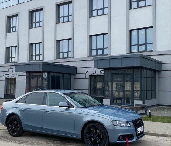 Сірий Ауді А4, об'ємом двигуна 2 л та пробігом 280 тис. км за 9200 $, фото 1 на Automoto.ua