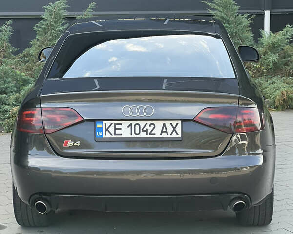 Серый Ауди А4, объемом двигателя 2.7 л и пробегом 333 тыс. км за 8300 $, фото 4 на Automoto.ua