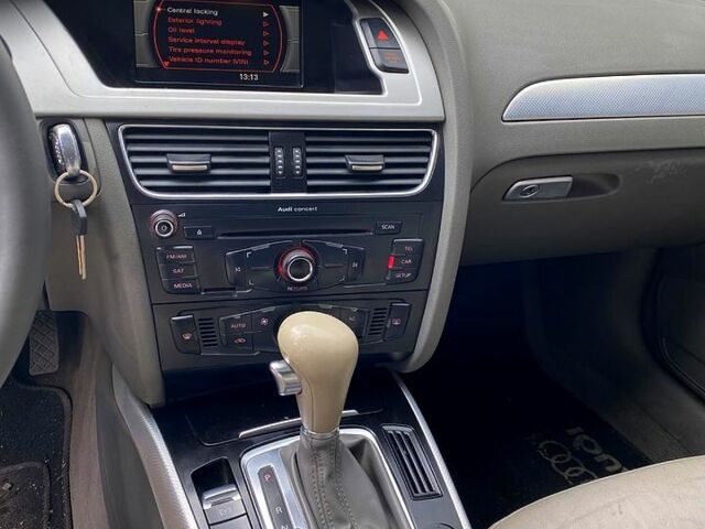 Серый Ауди А4, объемом двигателя 2 л и пробегом 402 тыс. км за 8500 $, фото 8 на Automoto.ua