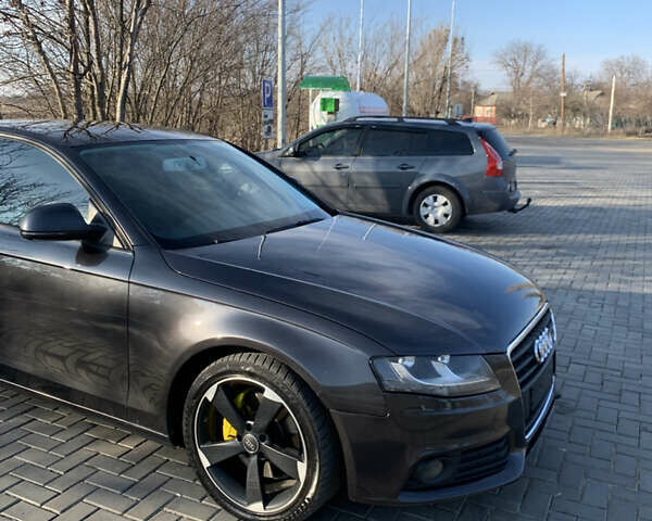 Серый Ауди А4, объемом двигателя 2.7 л и пробегом 400 тыс. км за 8850 $, фото 5 на Automoto.ua