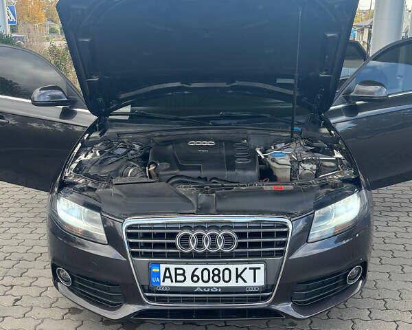 Серый Ауди А4, объемом двигателя 1.97 л и пробегом 308 тыс. км за 11000 $, фото 11 на Automoto.ua