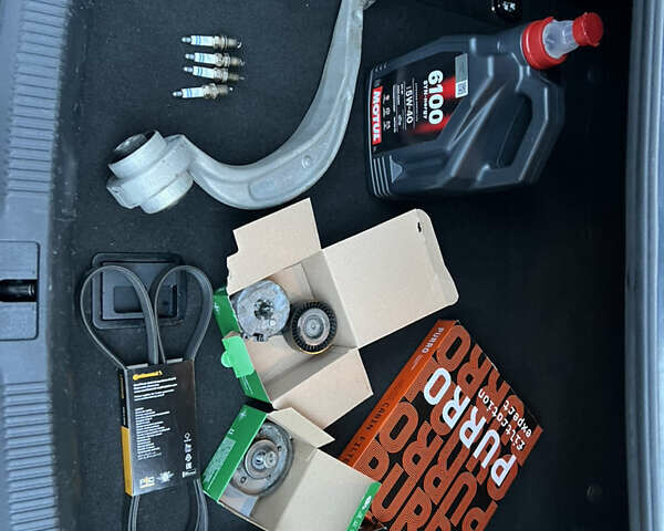 Серый Ауди А4, объемом двигателя 1.8 л и пробегом 210 тыс. км за 8900 $, фото 36 на Automoto.ua