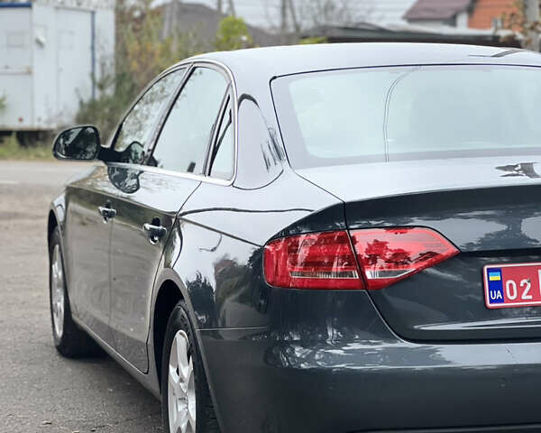 Серый Ауди А4, объемом двигателя 1.8 л и пробегом 210 тыс. км за 8900 $, фото 16 на Automoto.ua