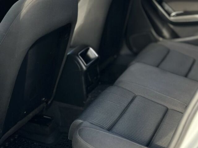 Серый Ауди А4, объемом двигателя 2 л и пробегом 290 тыс. км за 8999 $, фото 9 на Automoto.ua