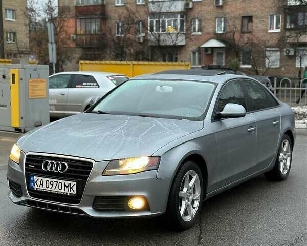 Серый Ауди А4, объемом двигателя 2 л и пробегом 304 тыс. км за 8800 $, фото 1 на Automoto.ua