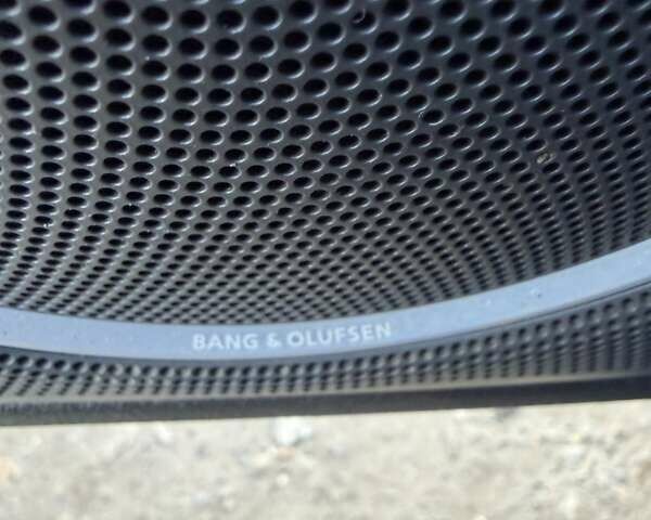 Сірий Ауді А4, об'ємом двигуна 1.98 л та пробігом 292 тис. км за 9500 $, фото 13 на Automoto.ua